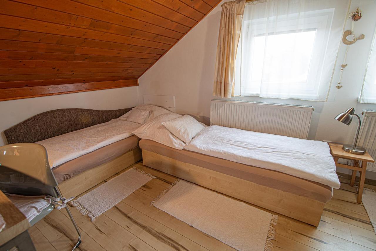 Holiday Home Linda Liptovský Mikuláš Extérieur photo